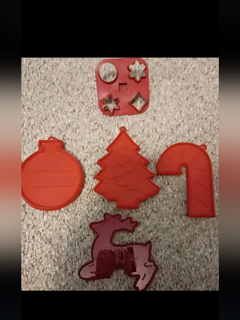 Red Vtg Christmas Cookie Cutters Plastic Set of 5 Reindeer Tree Tupperware